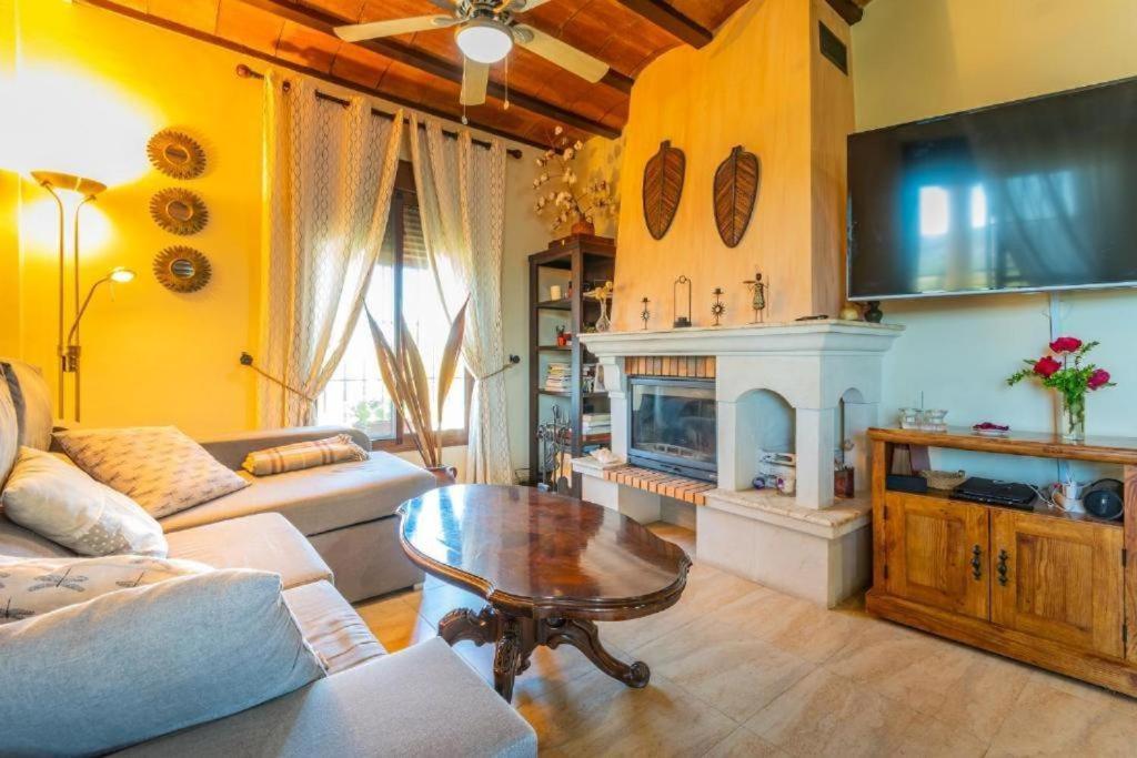 Finca Mallorquin มาลากา ภายนอก รูปภาพ
